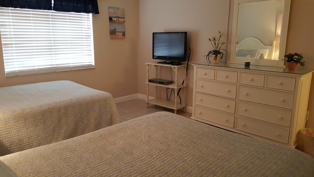 Sand Castle III 404 Apartment Indian Rocks Beach Bagian luar foto
